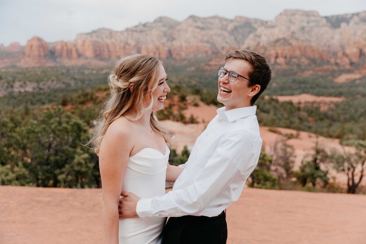 Sedona-Arizona-Desert-Elopement-Wedding-Photography_0017