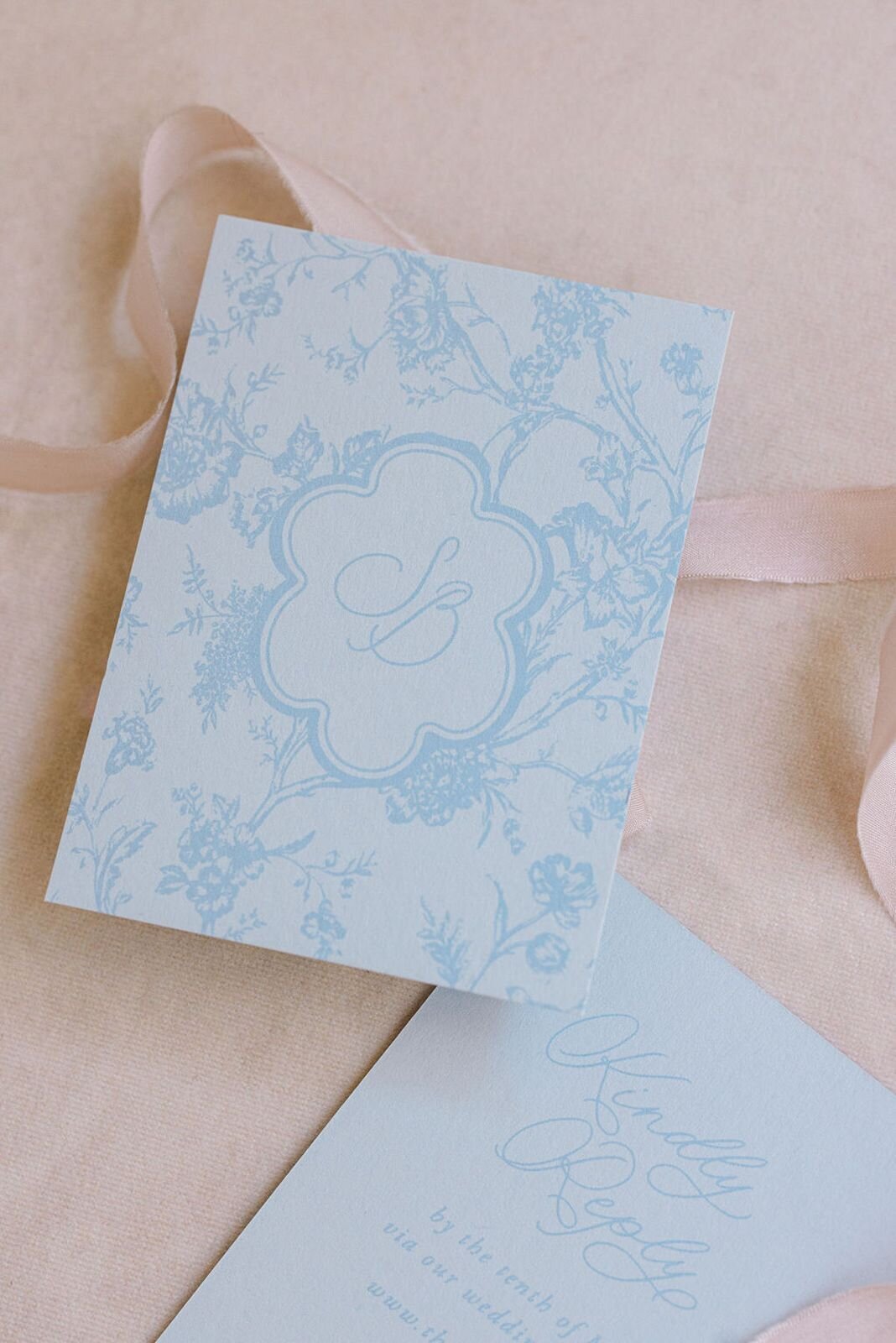 Romantic-Vintage-Wedding-Invitations-17