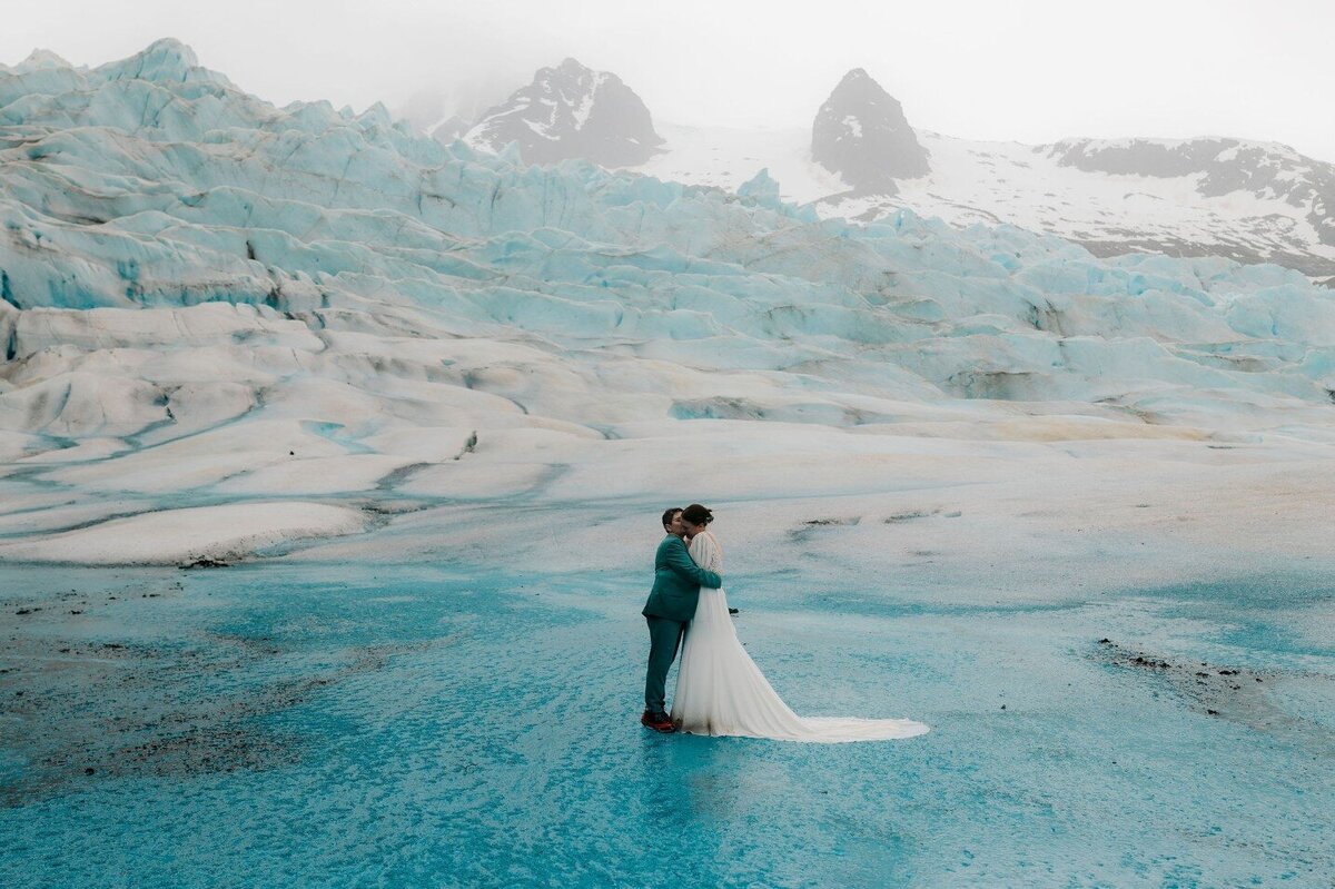 elope-in-minnesota-336