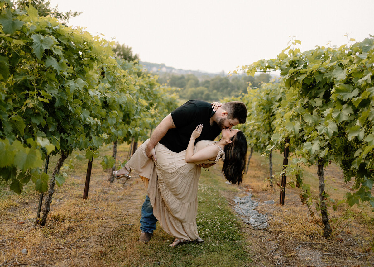 Ashlynn Shelby Photography_ Arrington Winery Engagement Shoot-30