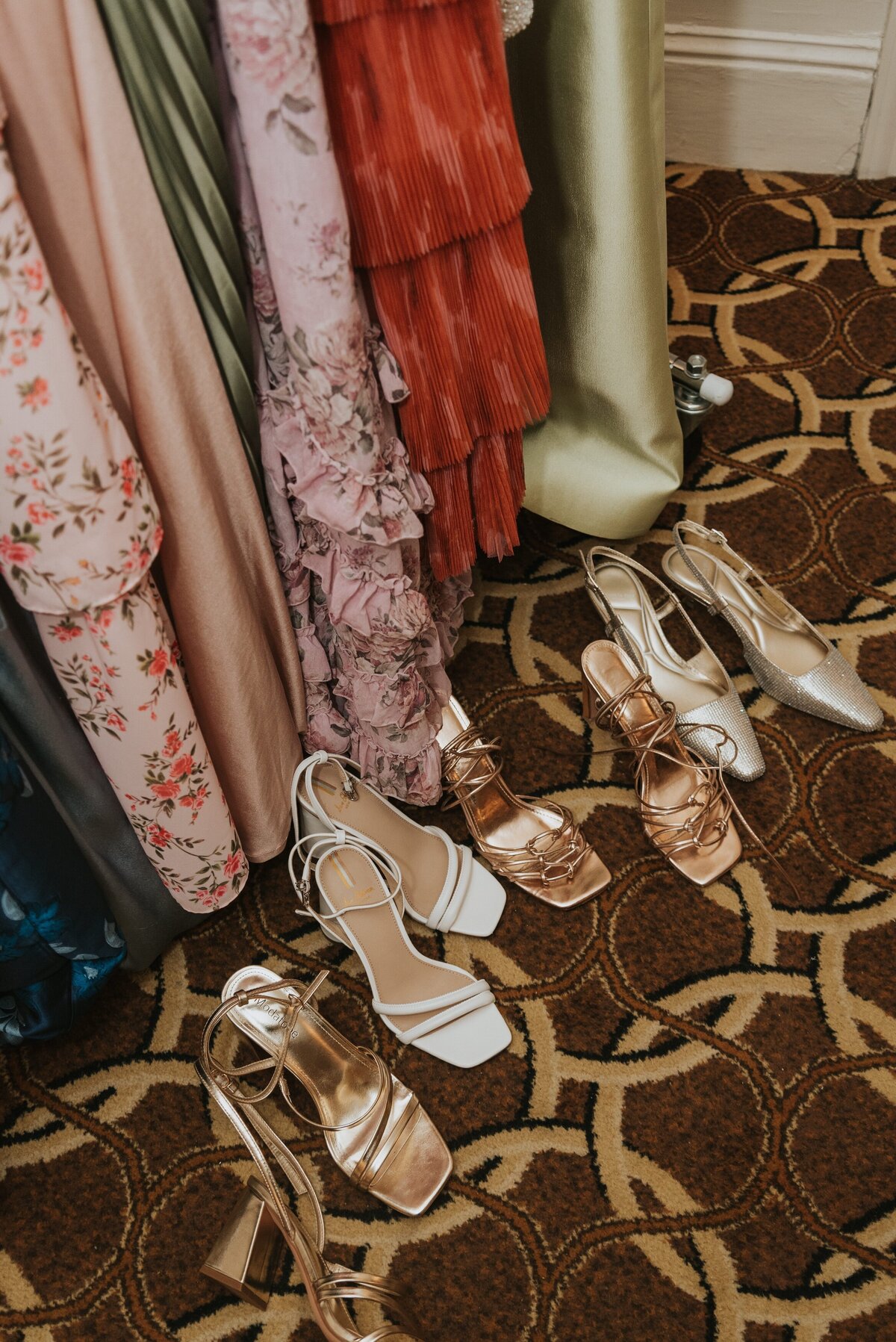 Faye-Fern-Creative-MariaBLung-Meg-Brandon-New-York-Athletic-Club-St-Patricks-Cathedral-Wedding-Details-27