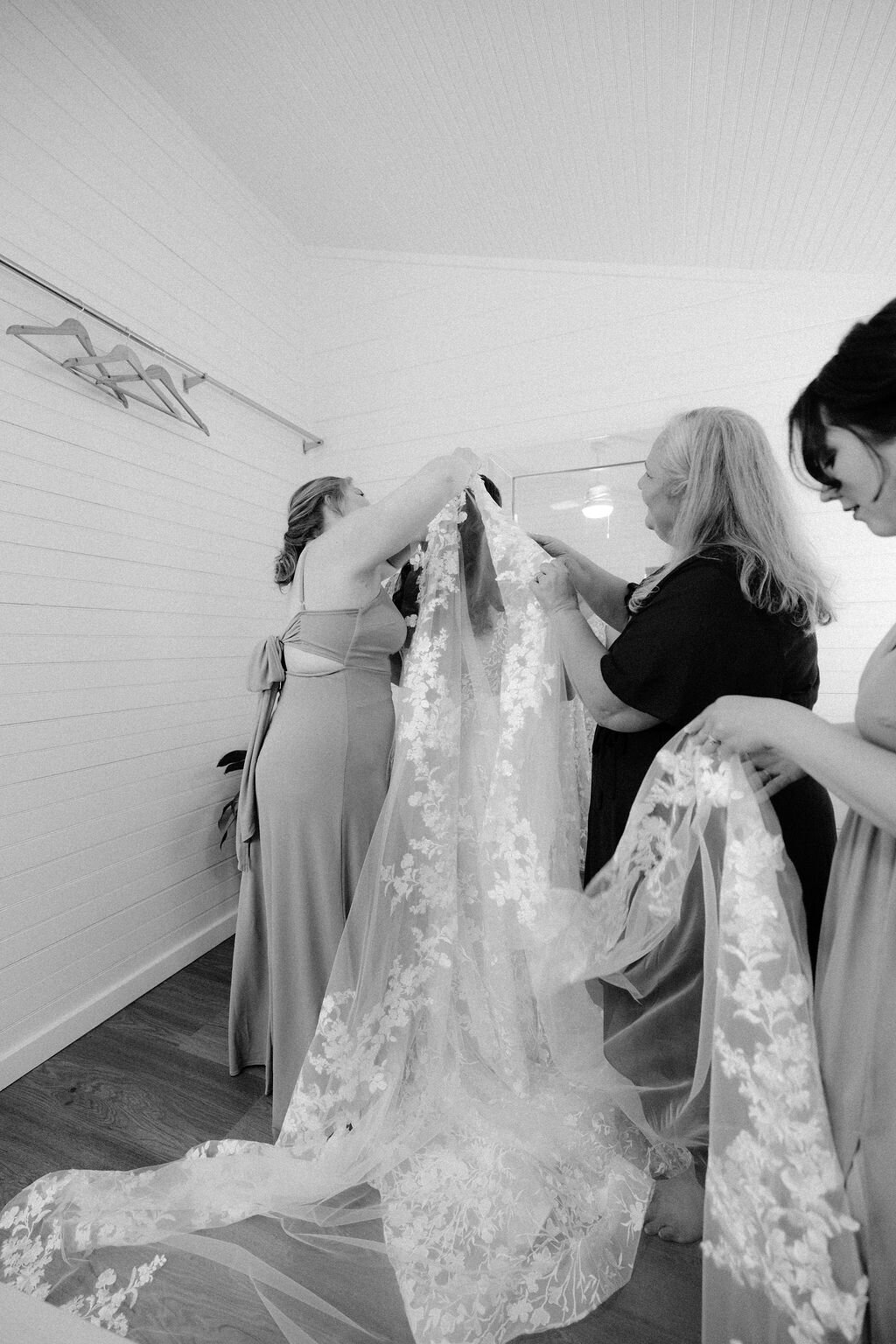 Zaversnik-Wedding-026