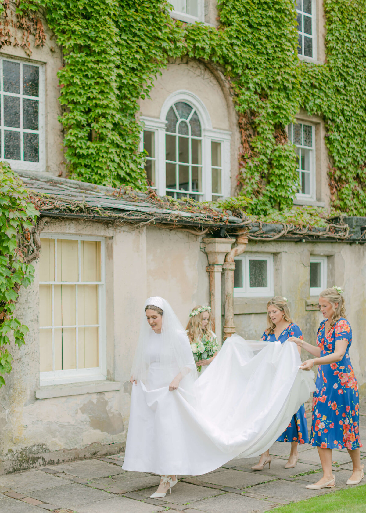 chloe-winstanley-weddings-suzannah-dress-bridesmaids