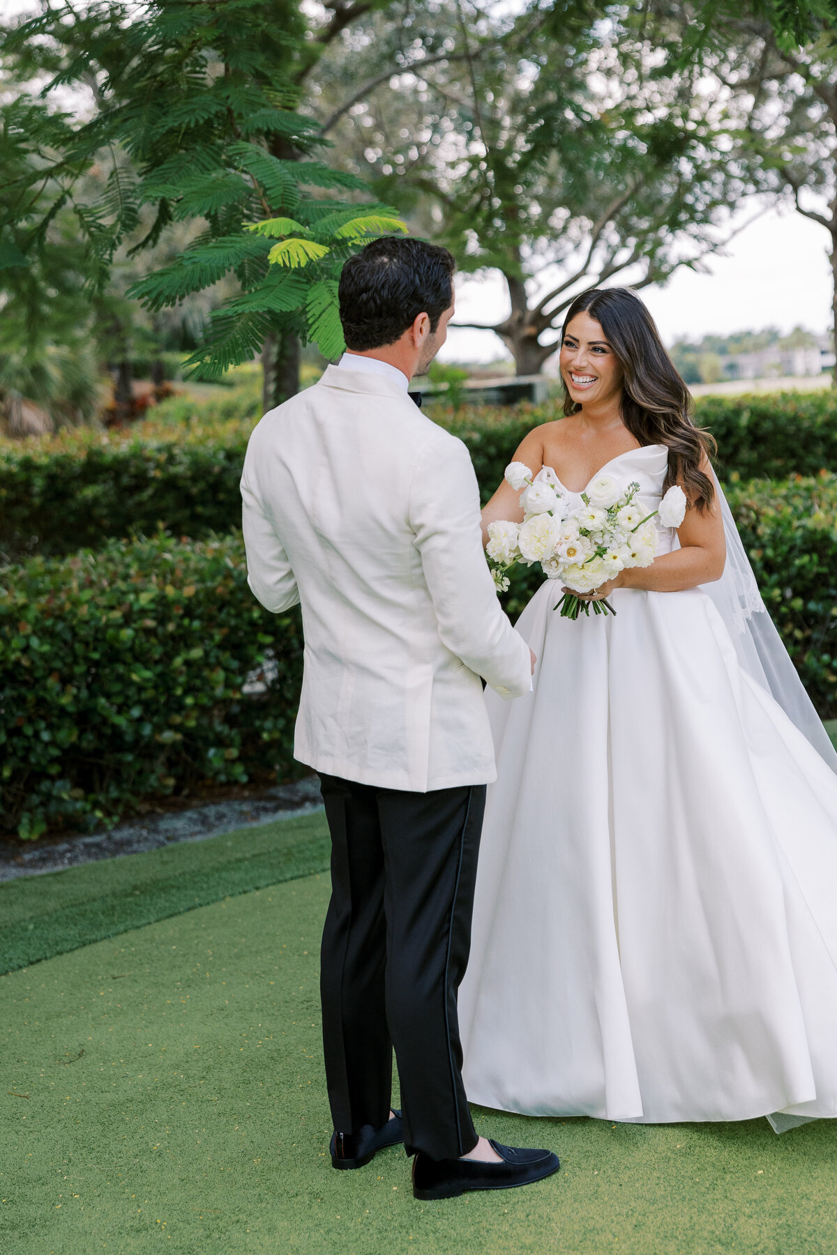 Palm Beach Jupiter Vero Beach wedding planner wedding design wedding coordination Florida wedding full service wedding planner full service wedding management South Florida wedding colorful wedding design partial wedding planner destination wedding i