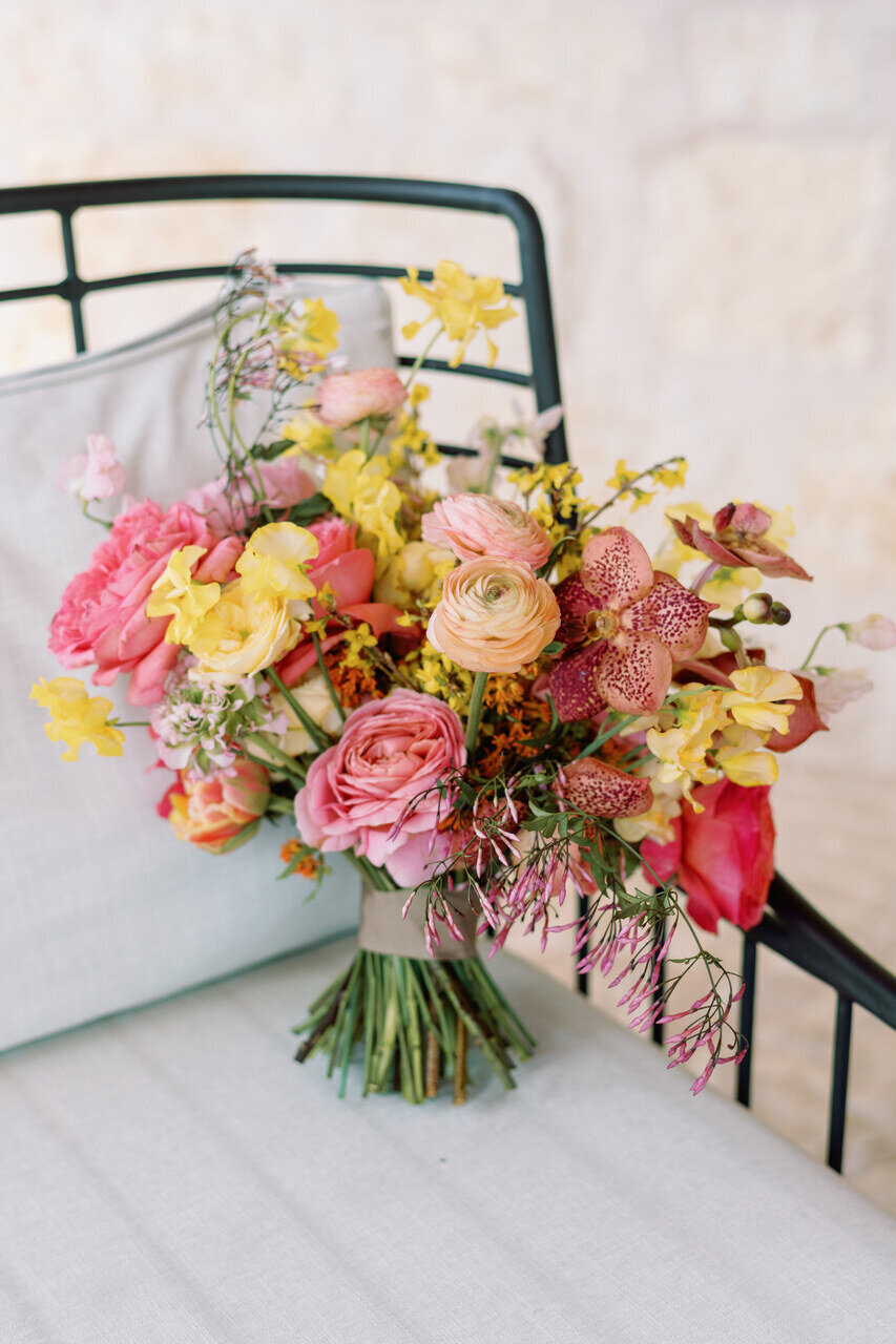 05-colorful-ranch-wedding-max-owens-design