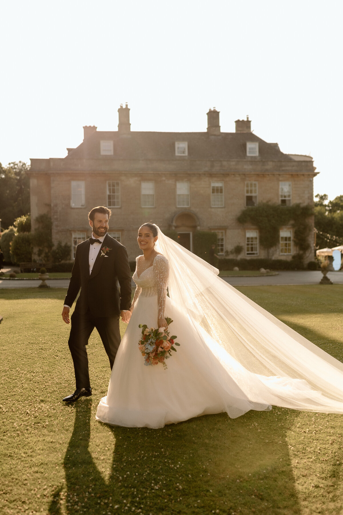 Lina&Drew_BabingtonHouseWedding_SohoFarmHouse_lauradeanphotography_dorsetweddingphotographer-95