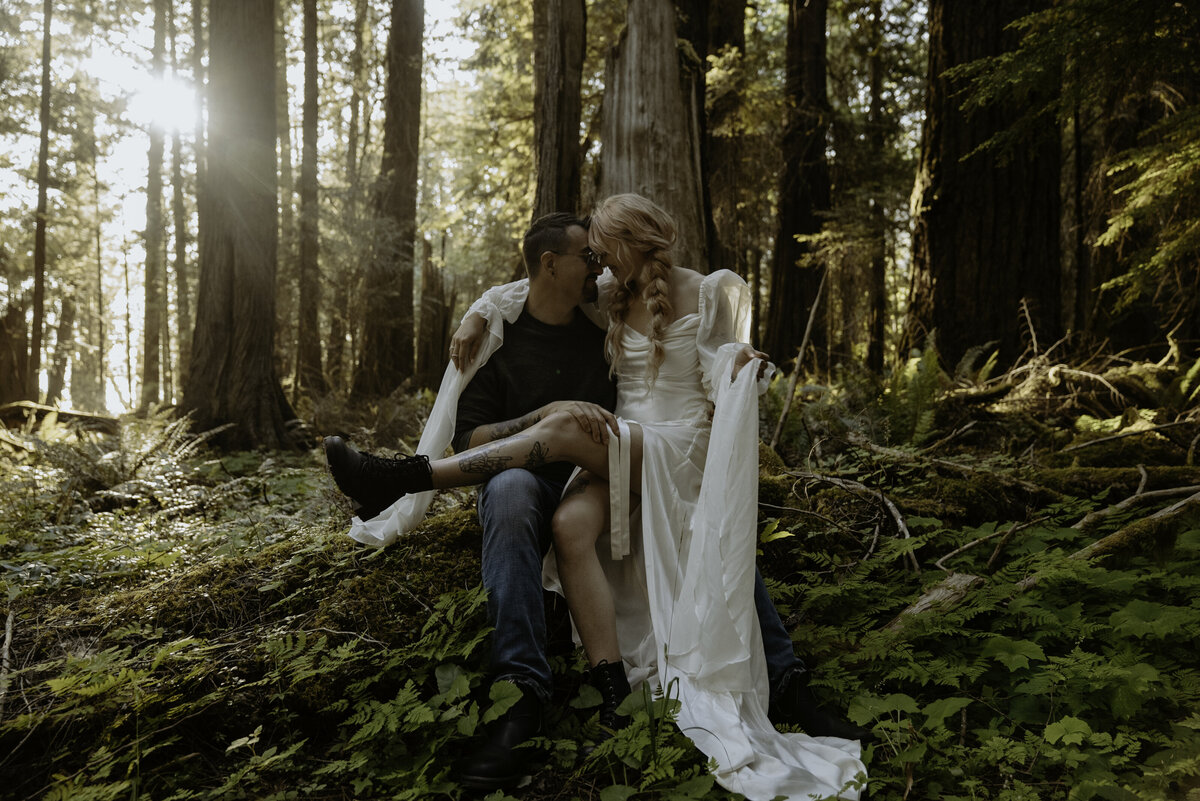 pnw-styled-shoot-farm-lake-projector-112