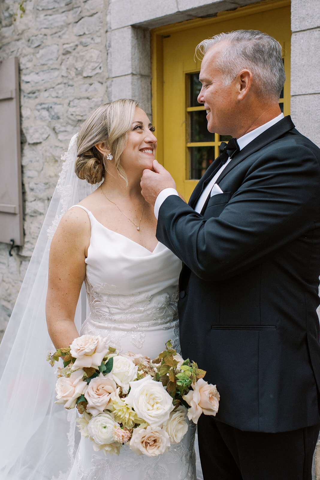 minted-photography-okanagan-kelowna-destination-wedding-photographer-rick-maria-wedding-fairmont-chateau-frontenac-quebec-57