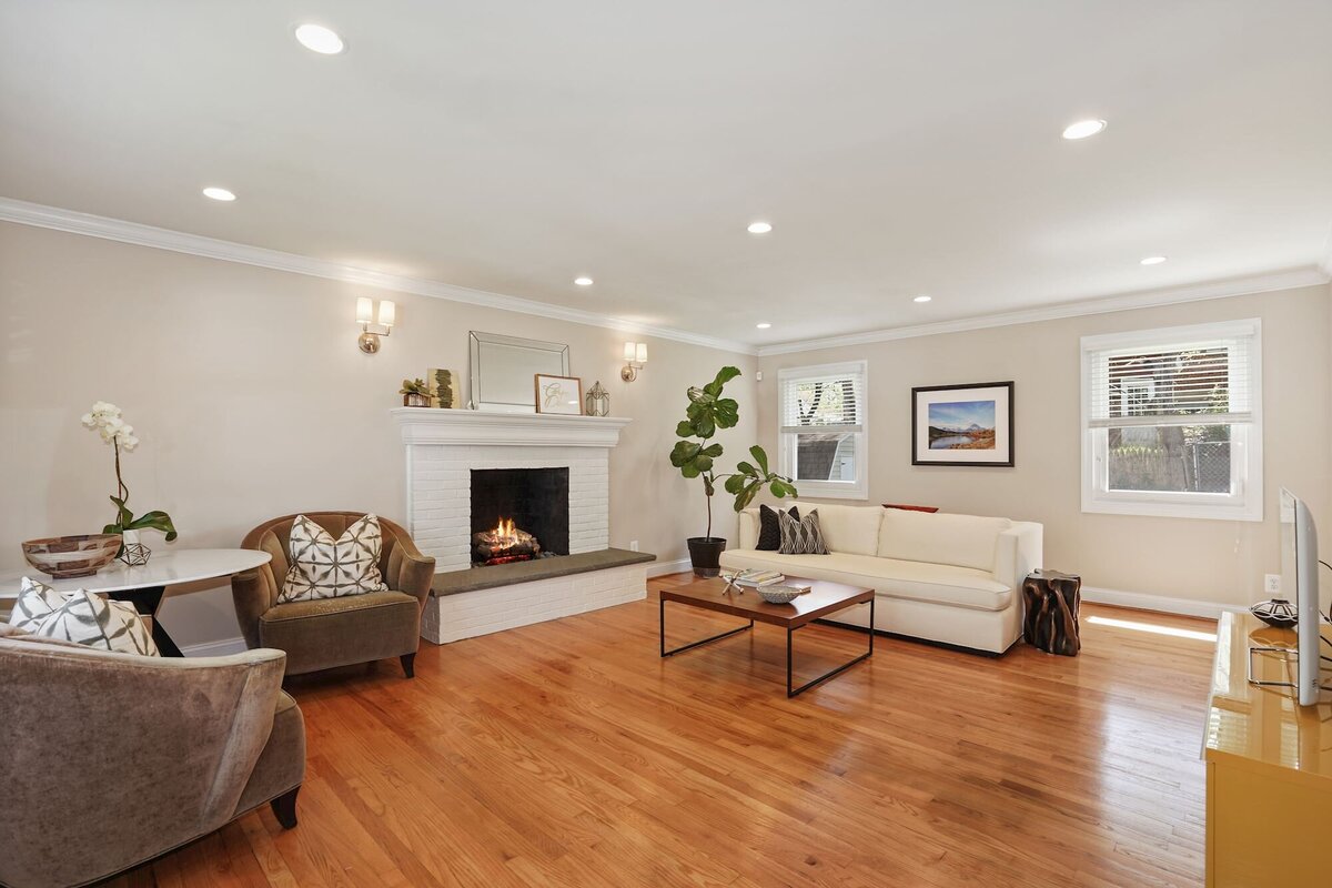 008_7137_OAKLAND_AVE_293896_533553