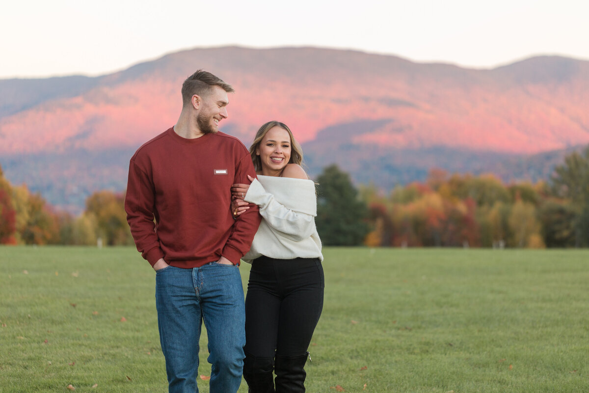 20221010-Jen-Zach-Trapp-Family-Lodge-Stowe-Vermont-Engagement296634