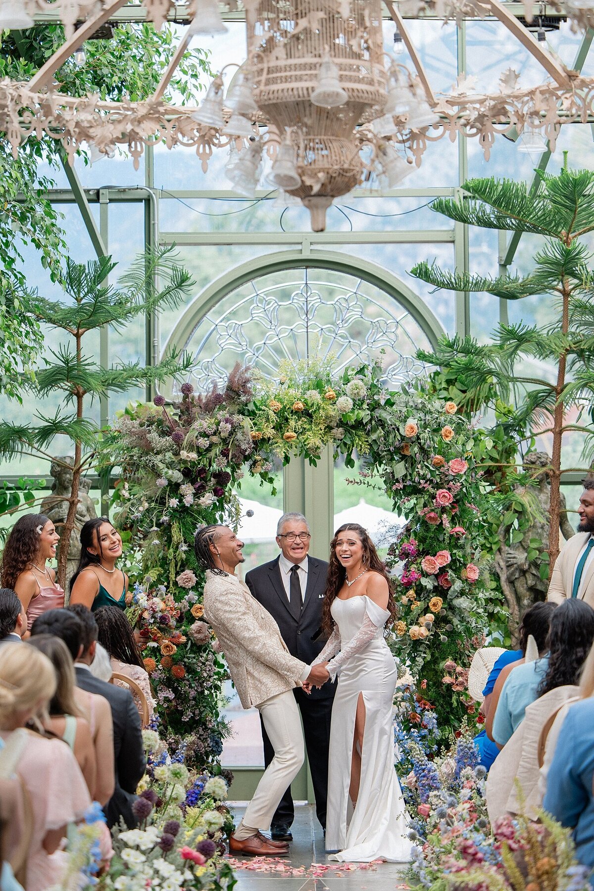 bright-la-caille-utah-wedding-photo_0230