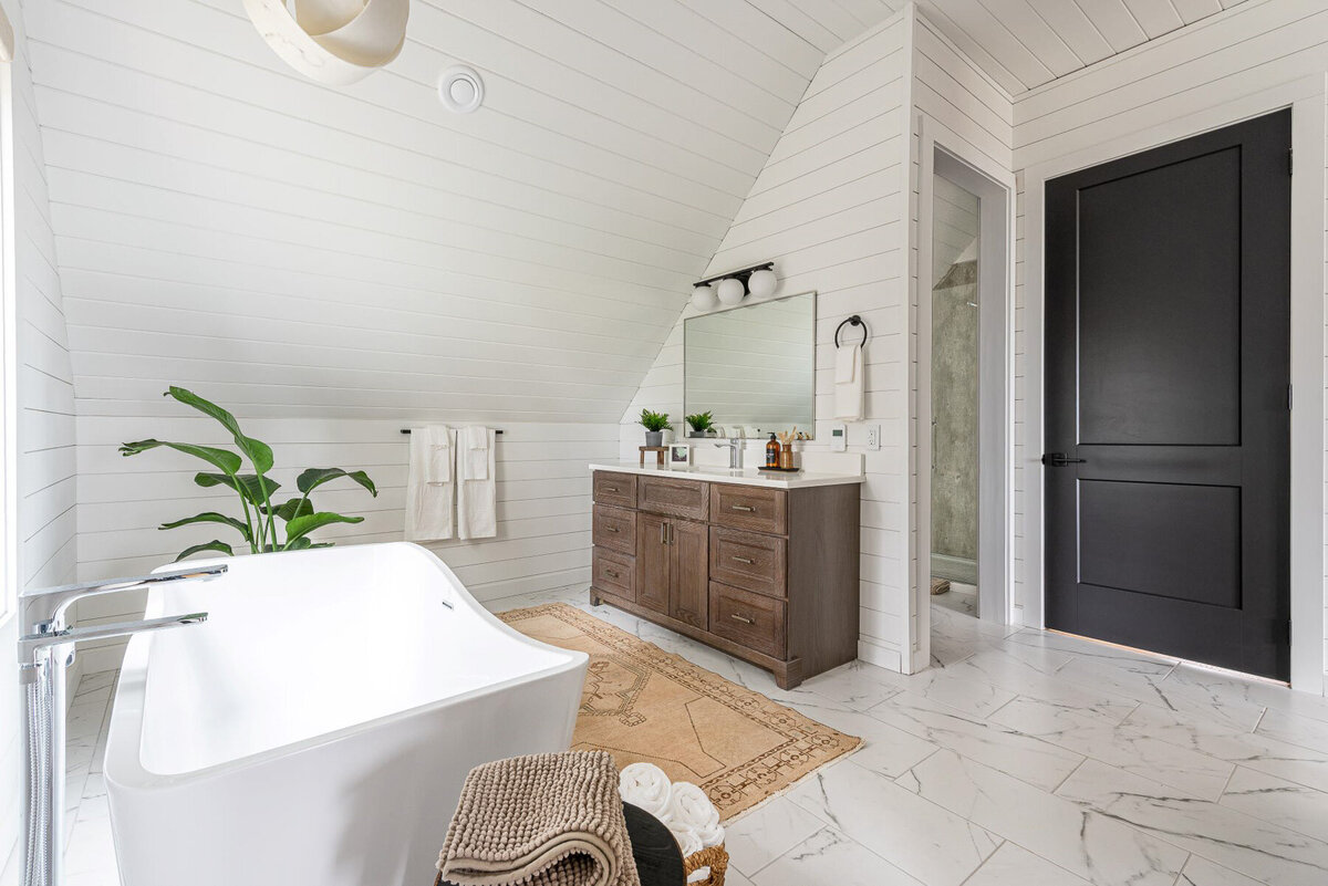 Halifax-nova-scotia-airbnb-staging-company00039