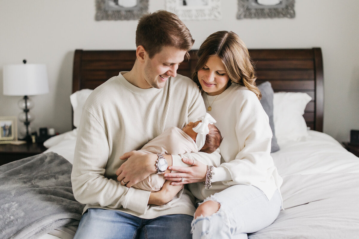 Carmel-Indiana-Newborn-Photographer-s-12