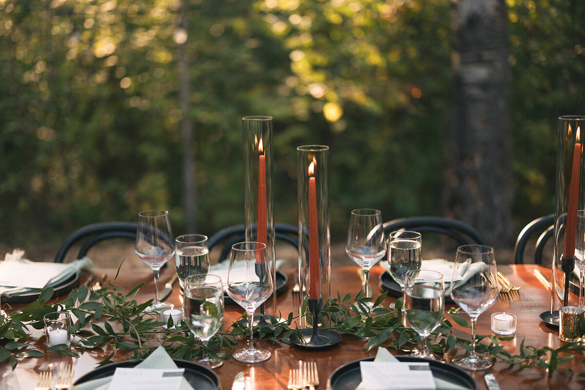 Woodsy Dark Wedding Table 