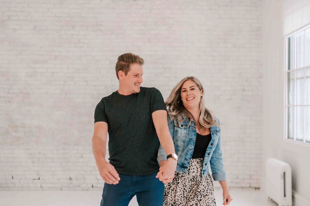 Saskatoon Couples Photographer (1)