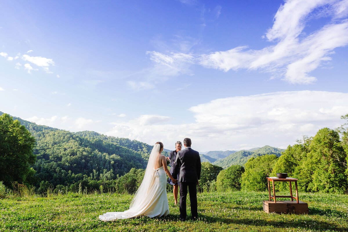 Hot-Springs-Cabin-NC-Elopement-7