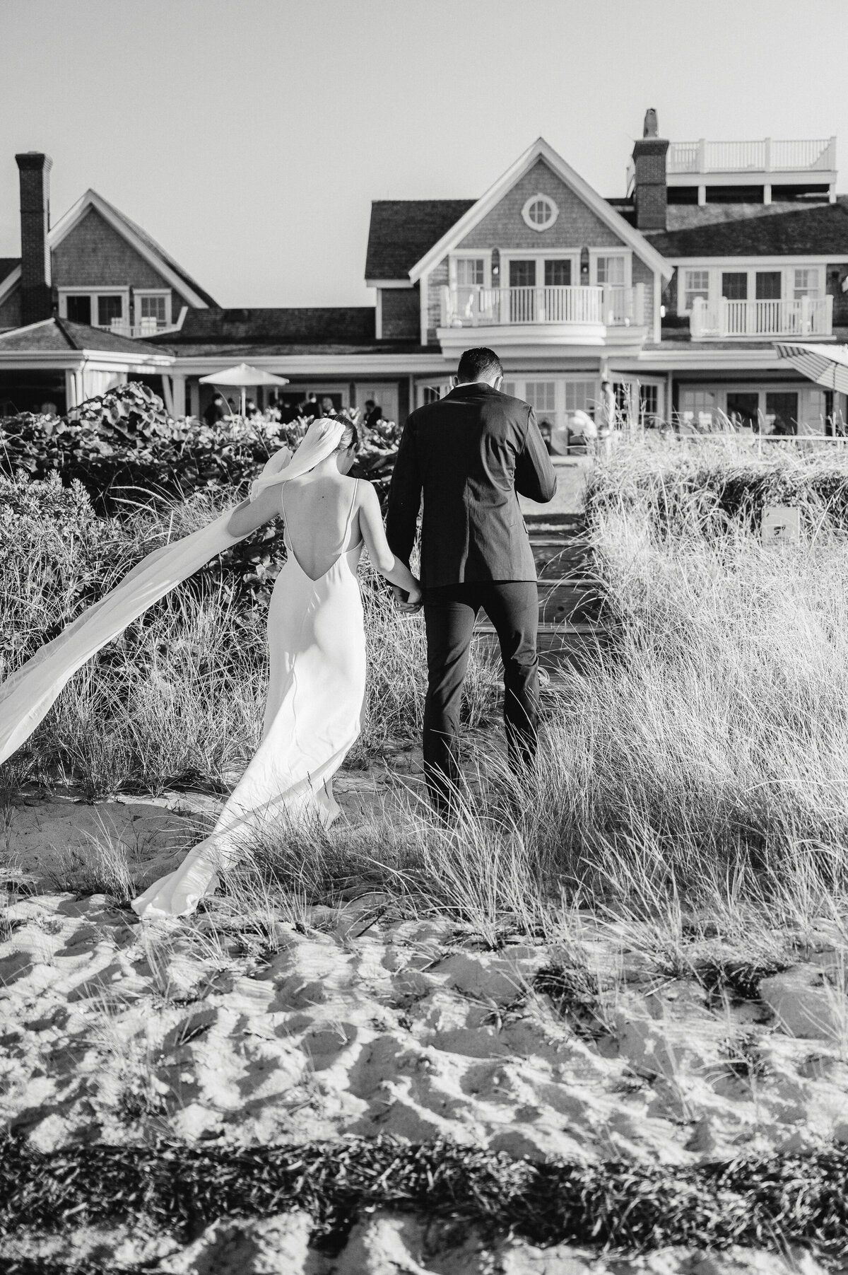 beach-nantucket-elopement-dress