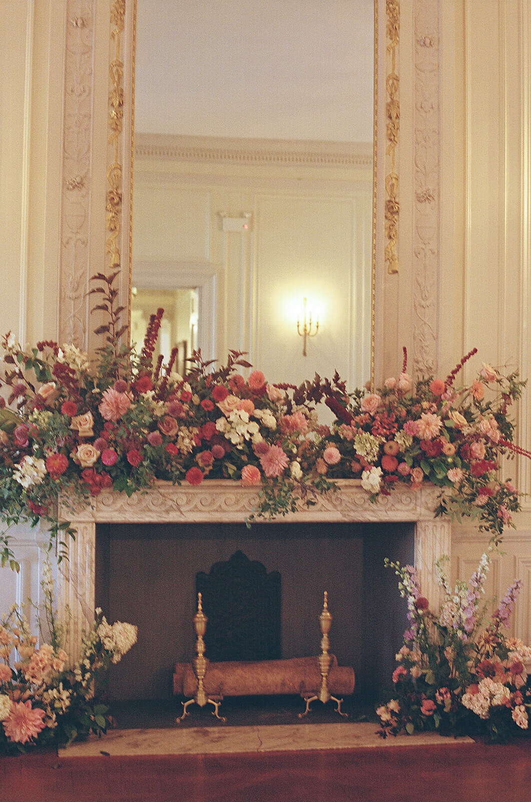 glen-manor-house-summer-wedding-florals-1