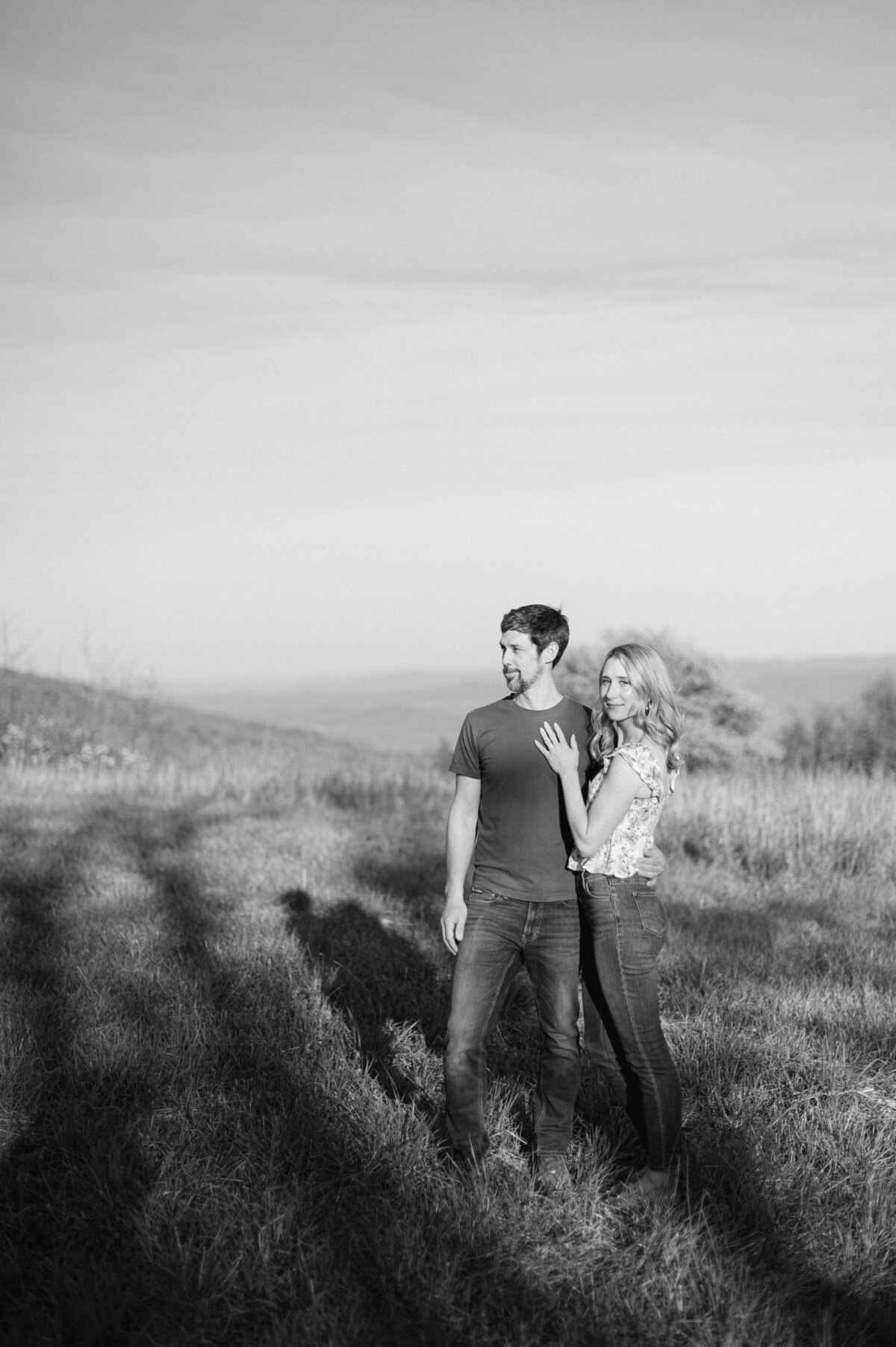 2025_StephWhitehillPhoto_K&J_Engagement-3