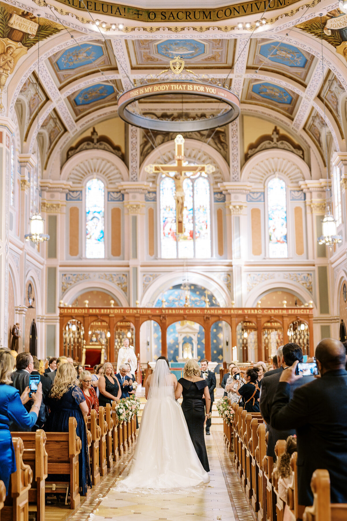 downtown-sacramento-firehouse-wedding-017
