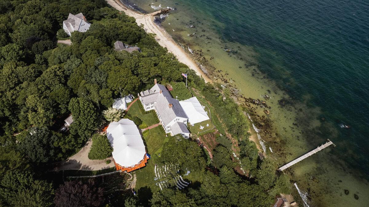 05-At-Home-Classic-Tented-Wedding-Cape-Cod-Wedding-Planner-Mary-Thornton-Events