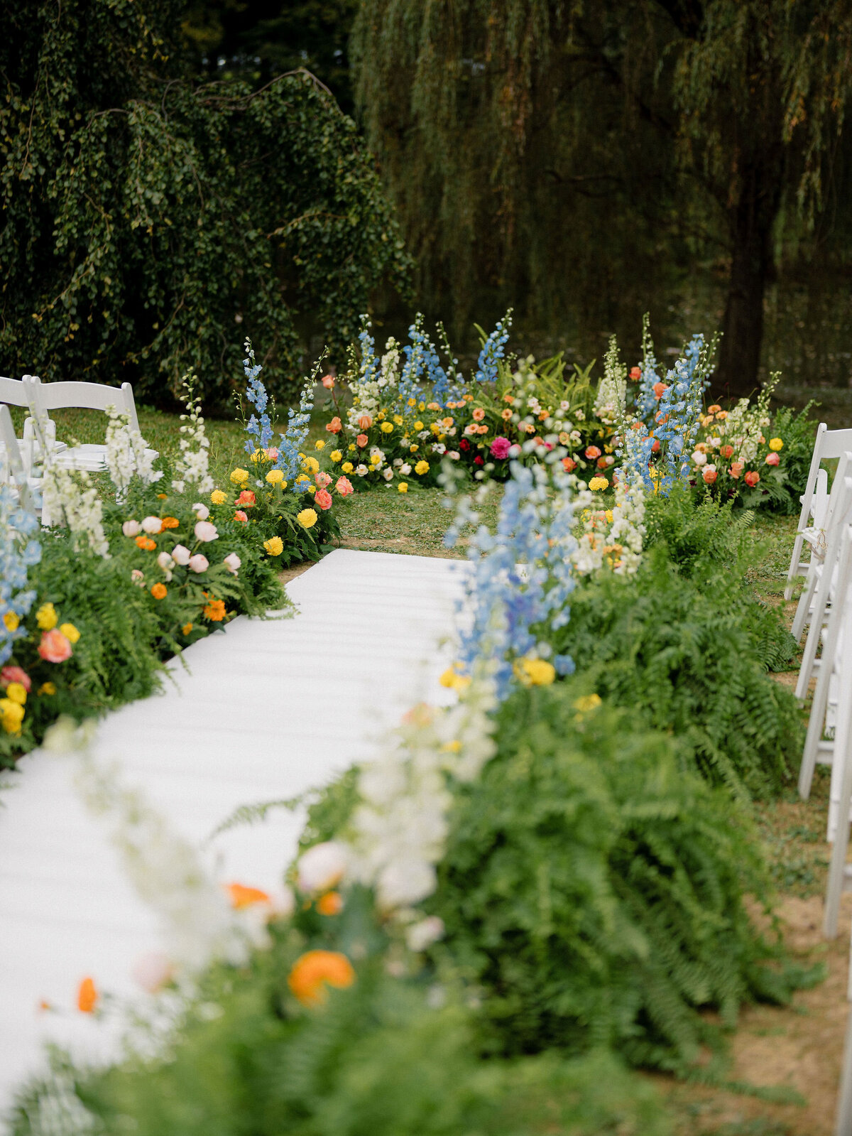 Buttermilk Falls Inn & Spa Stunningly Vibrant September Wedding