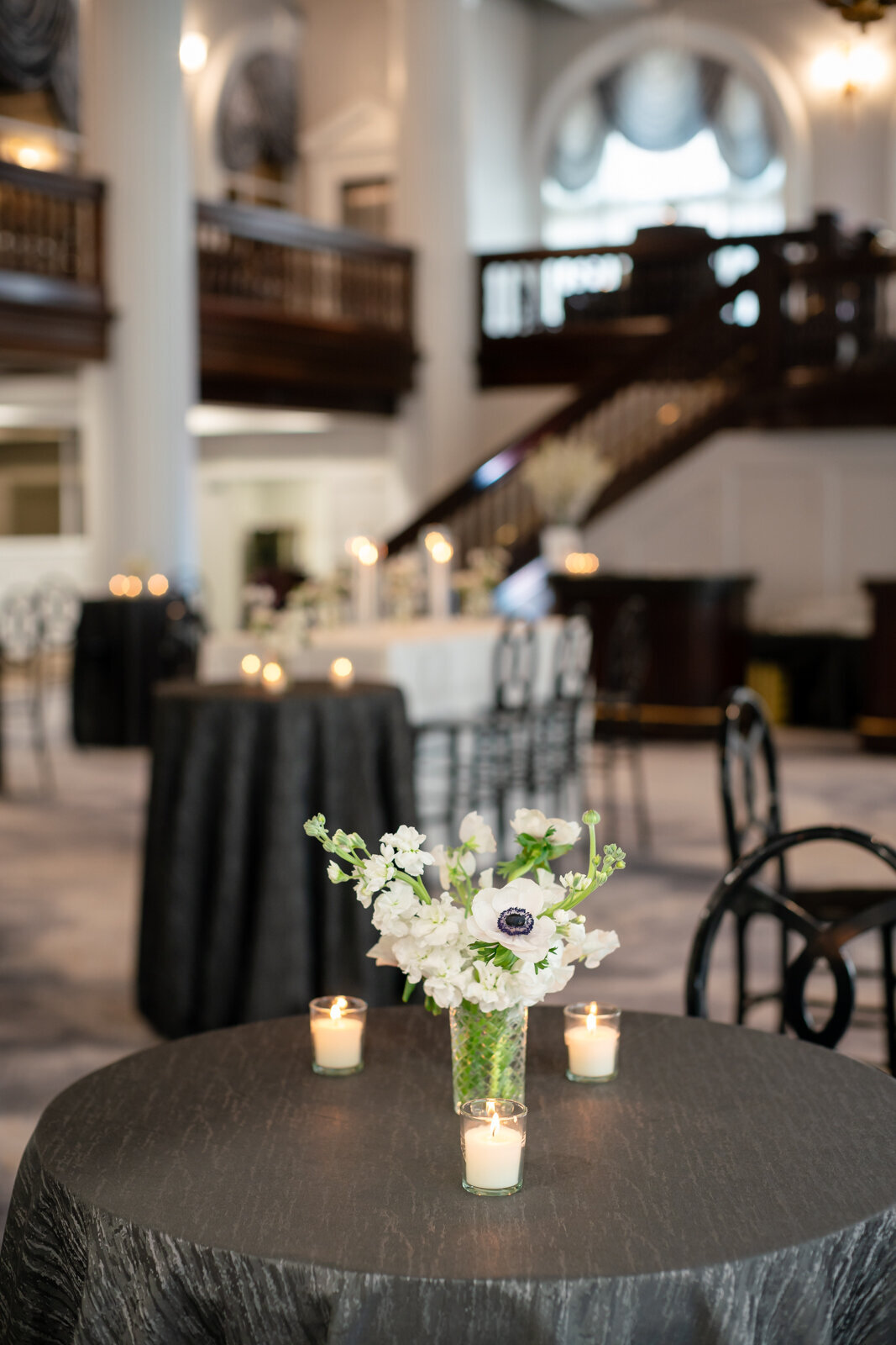 Grand Rapids Wedding Photographer Amway Grand Hotel-503