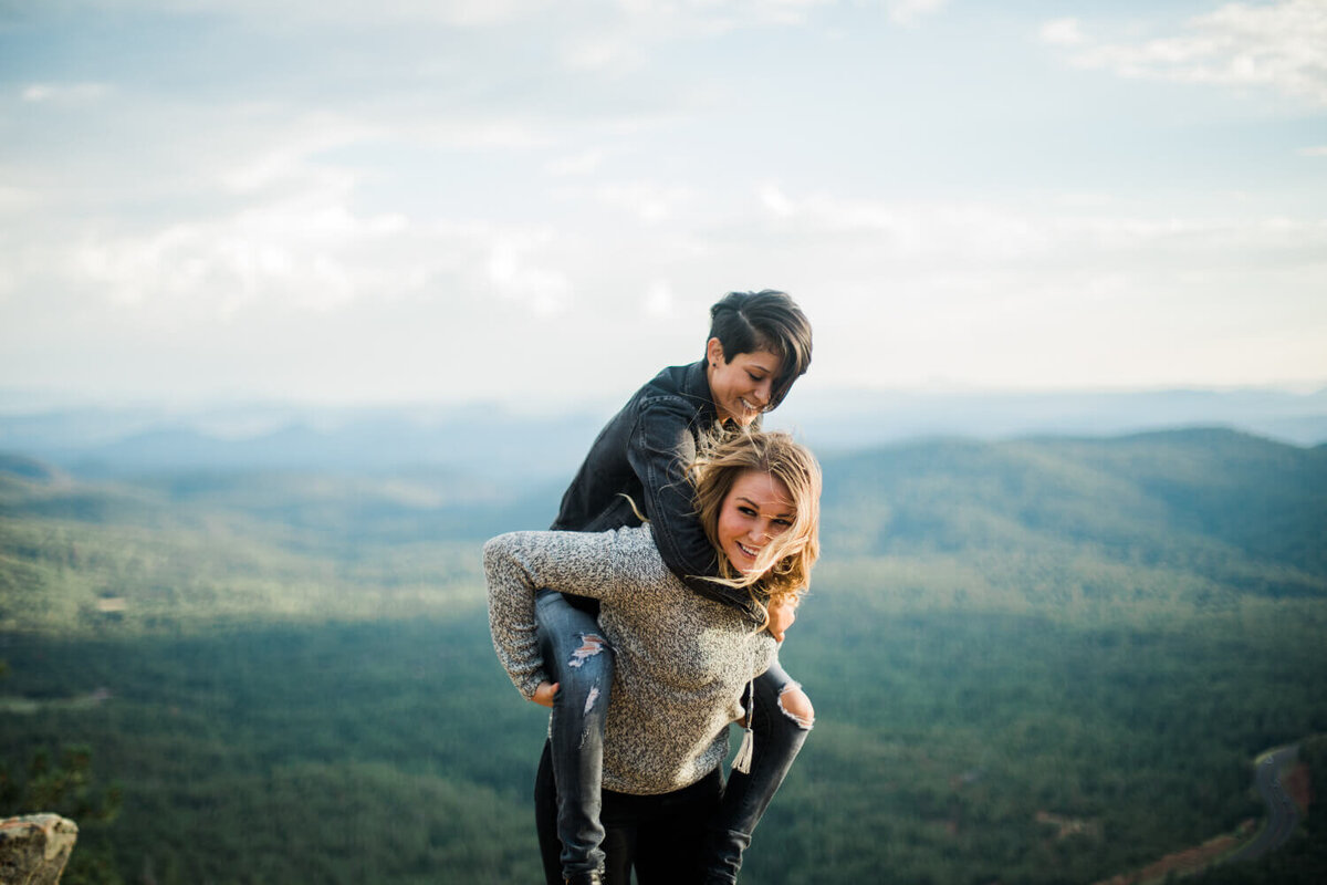 Romantic and Intimate Mountainside Engagement Photo Session in Payson Arizona-8566