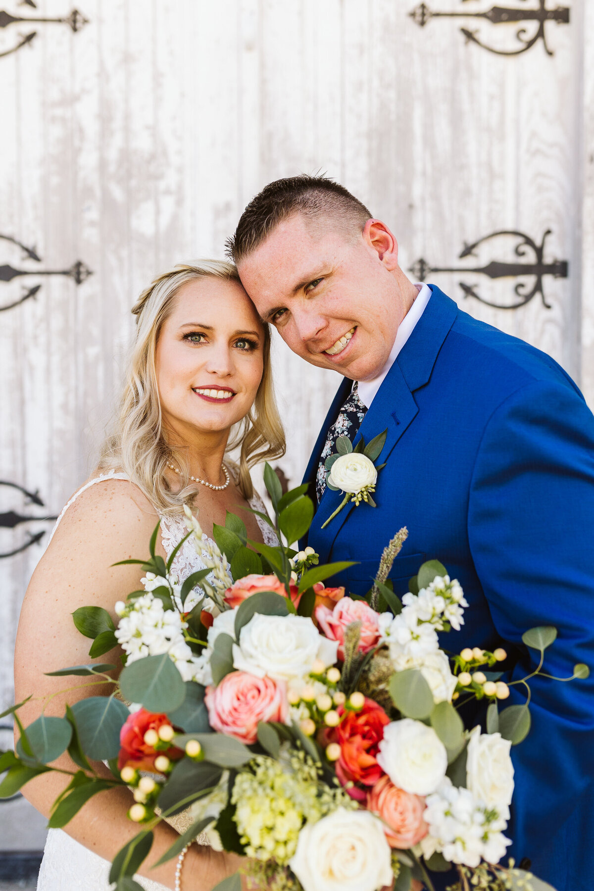 madeline-c-photography-colorful-dallas-wedding-photos-photographer-44