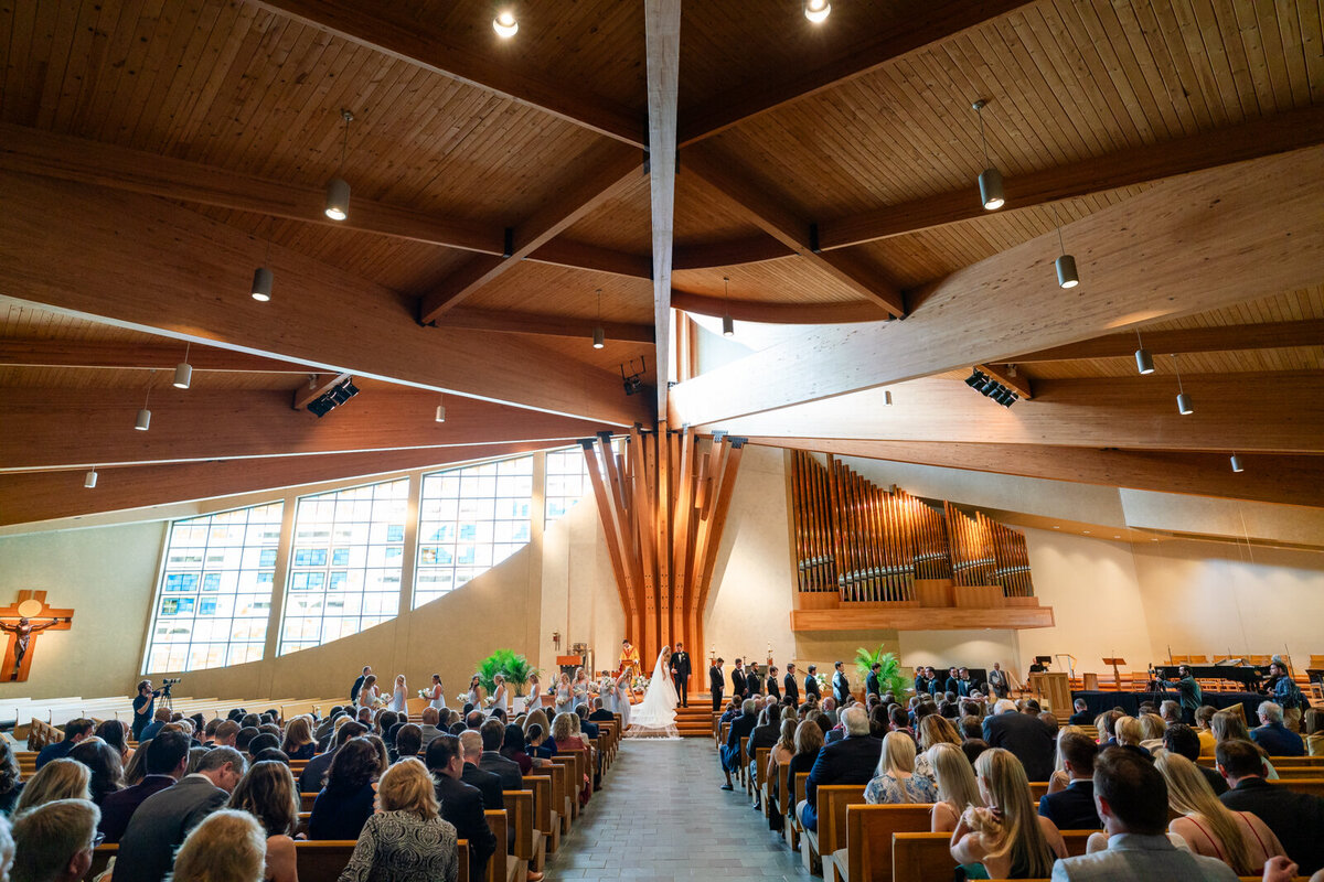 Grand Rapids Wedding Photographer JW Marriott579