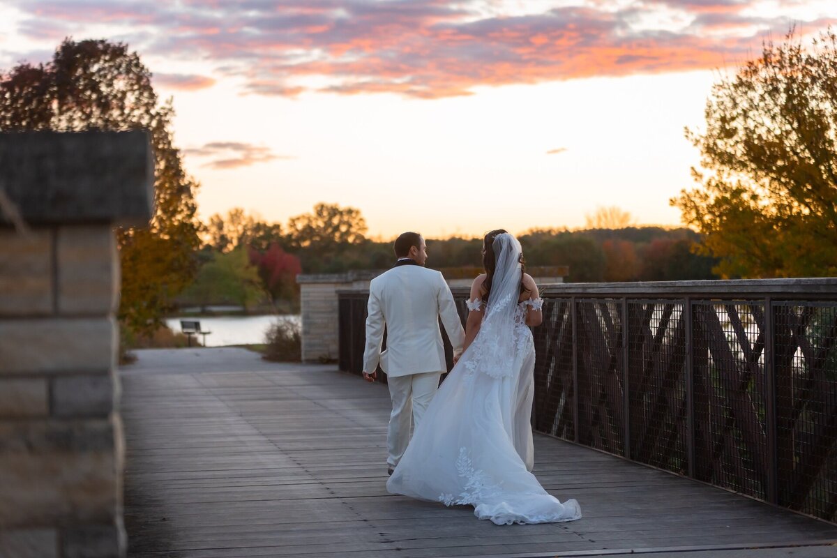 Andrea & Jose Wedding, Independence Grove, Libertyville, IL, 10-19-25, Maira Ochoa Photography-1458