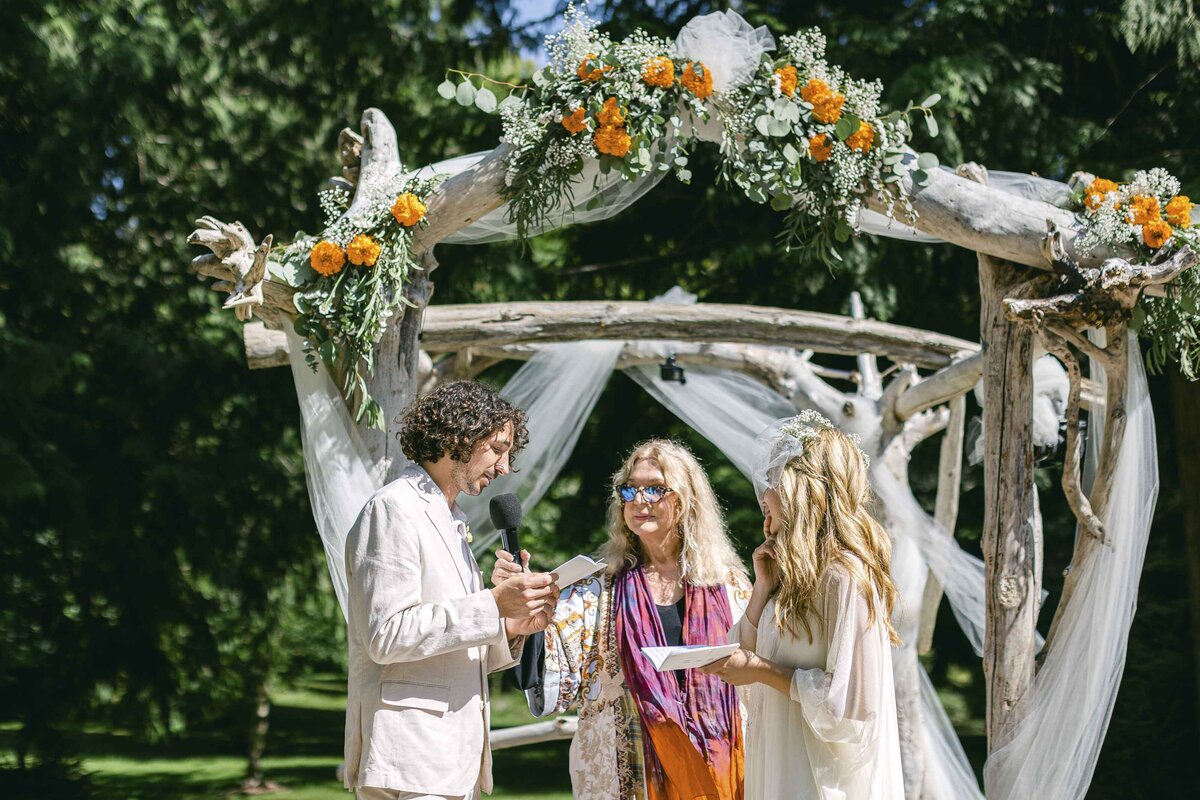 Intimate Vashon Island Wedding Ksenia Vasenev Photography_20230624_0079_1