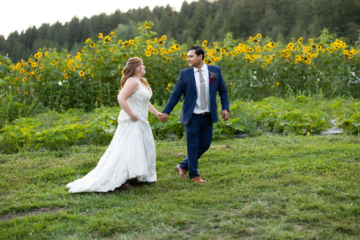 the-red-barn-farm-wedding-issaquah-photographer-030