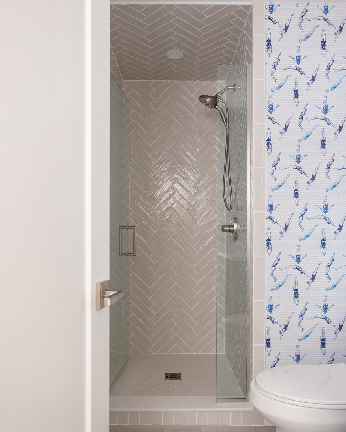 KatCo_Interiors-LakeHouse-Bathroom-04