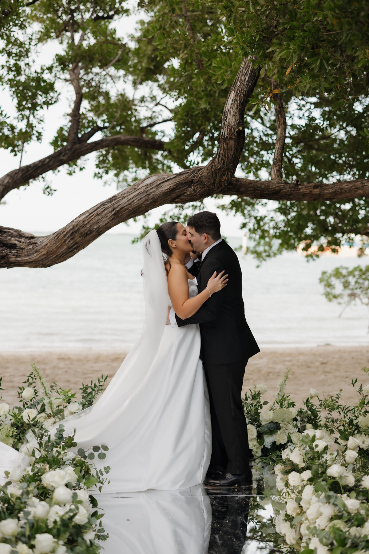 Until Forever Photography Wedding Photography Film Videography Miami Florida Robert Paola Timeless Romantic Modern Weddings Engagement Photographer8