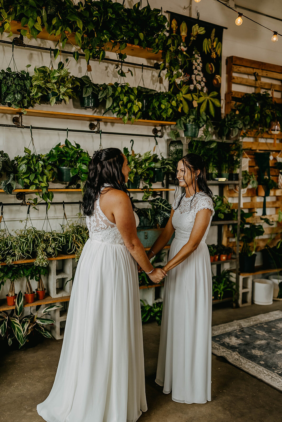 rad-red-wild-roots-unique-wedding-venue-chantilly-chic-celebrations-5