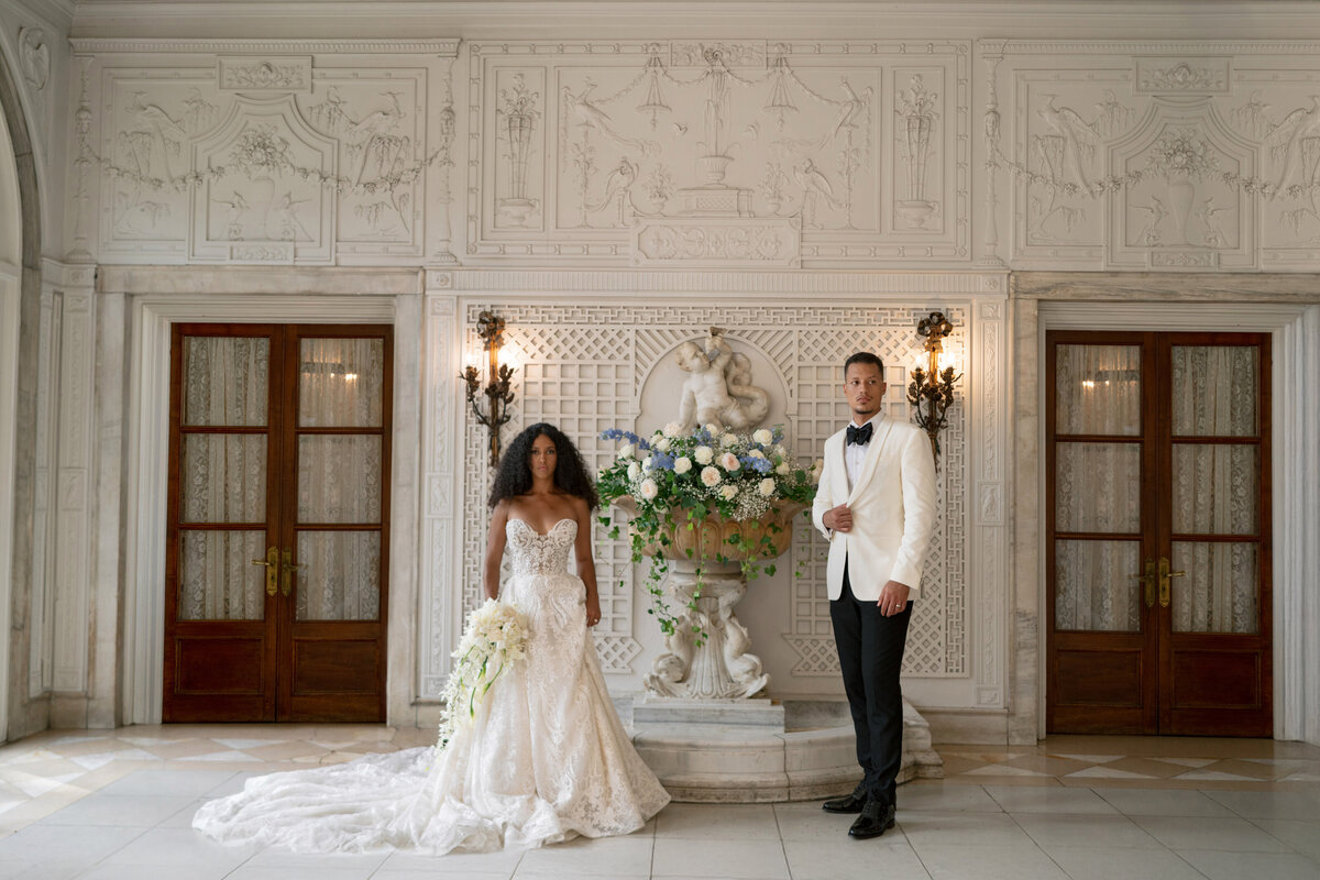 Berlez-Chicago-Wedding-Photographer-samantha-li-bridal-Eve-of-Milady-Armour-House-Editorial-209