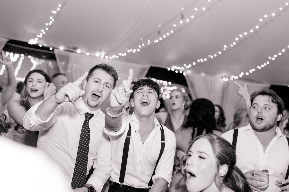 Smith-Farm-Gardens-Connecticut-Wedding55