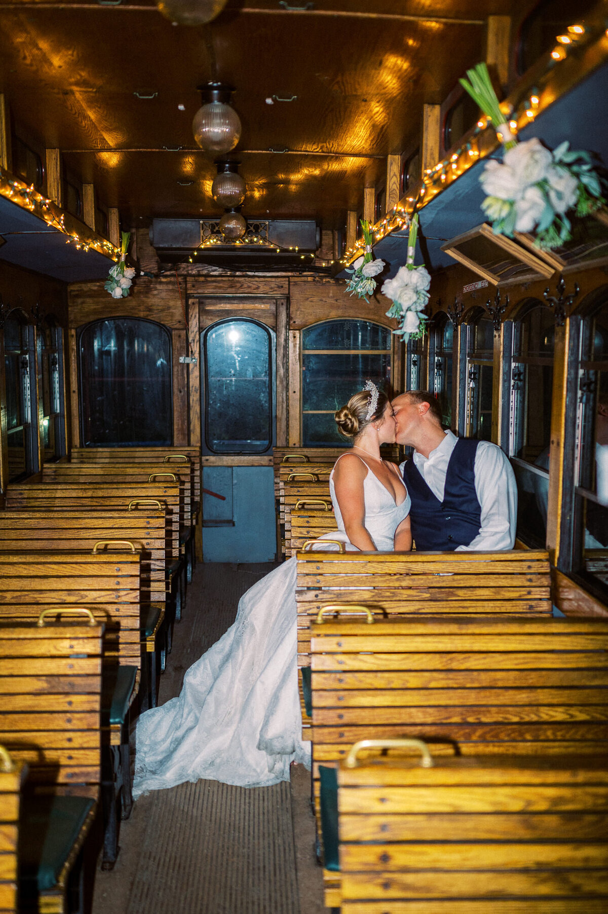 Farmington Country Club Wedding Photographer - Hunter and Sarah Photography-111