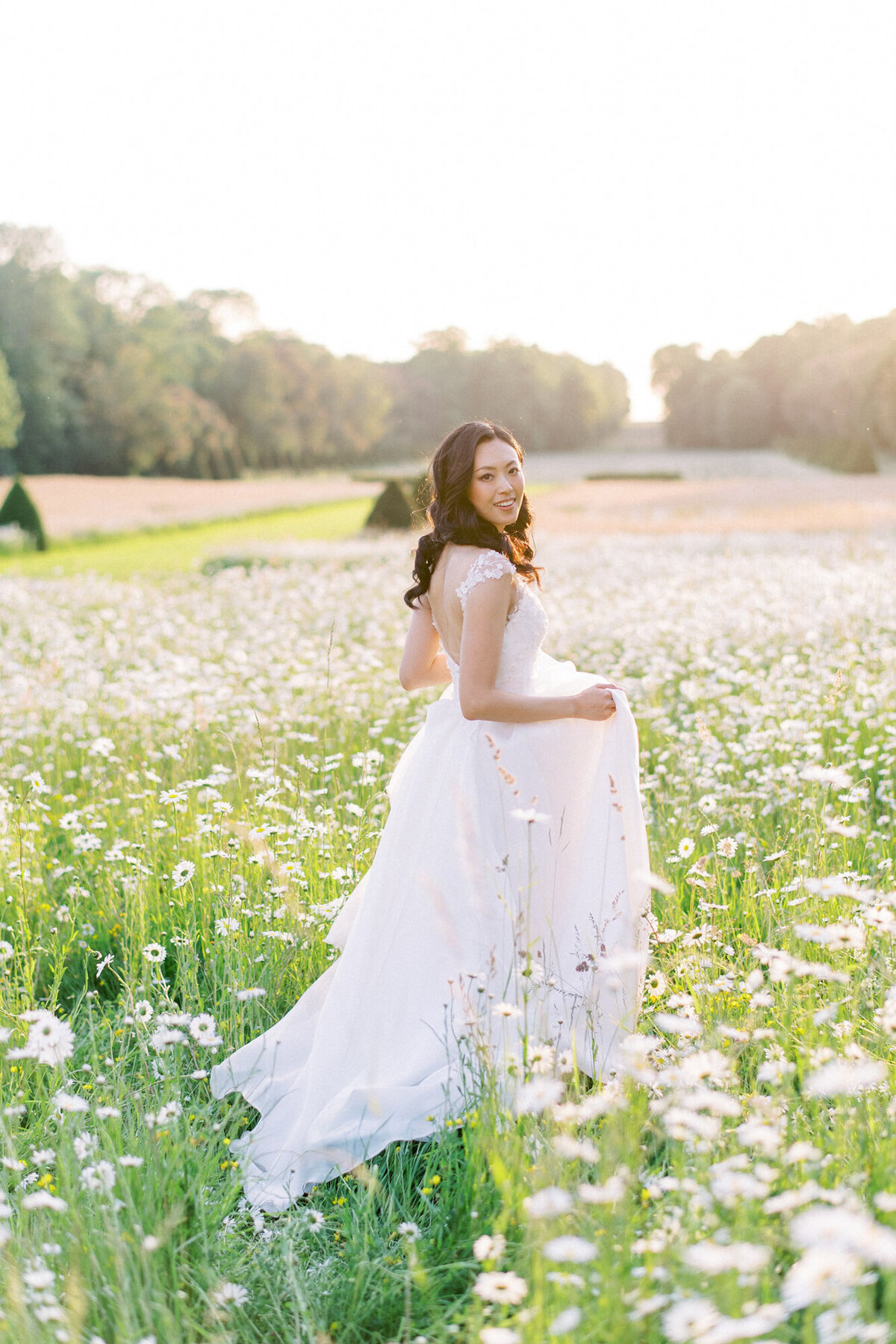 Maïlys Fortune Photography Husband Wife Wedding Weddings Photography France Switzerland Italy Timeless Dreamy Imagery Bilingual French English Destination Weddings Destination Wedding Provence French Riviera Paris Lake Como Tuscany109
