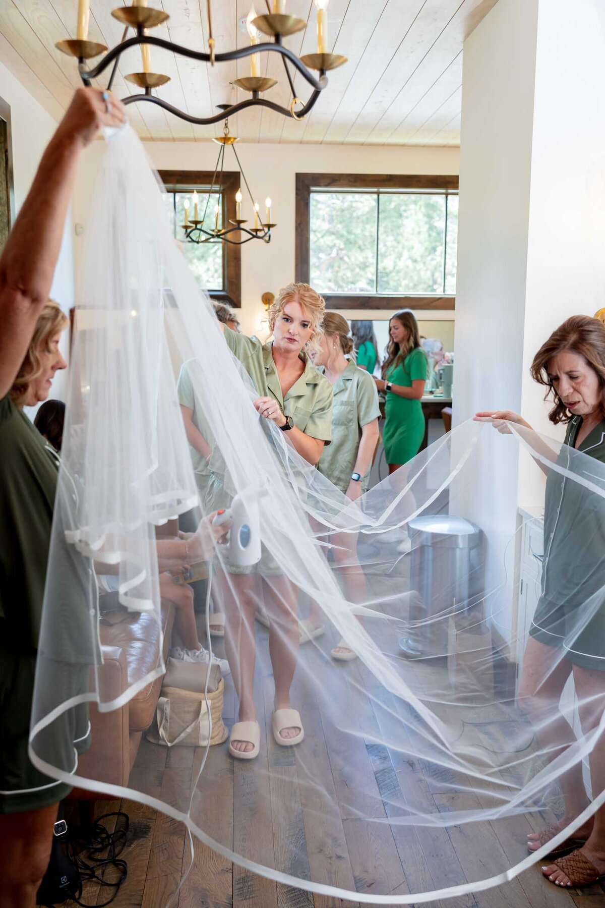 Black-Canyon-Inn-The-Boudlers-Wedding-11