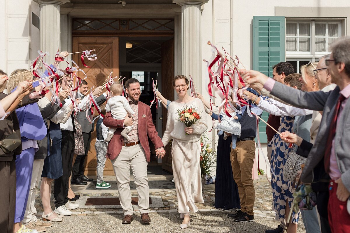 Heiraten-Hochzeit-Hochzeitsfotograf-Schloss-Andelfingen-Zivilhochzeit-8
