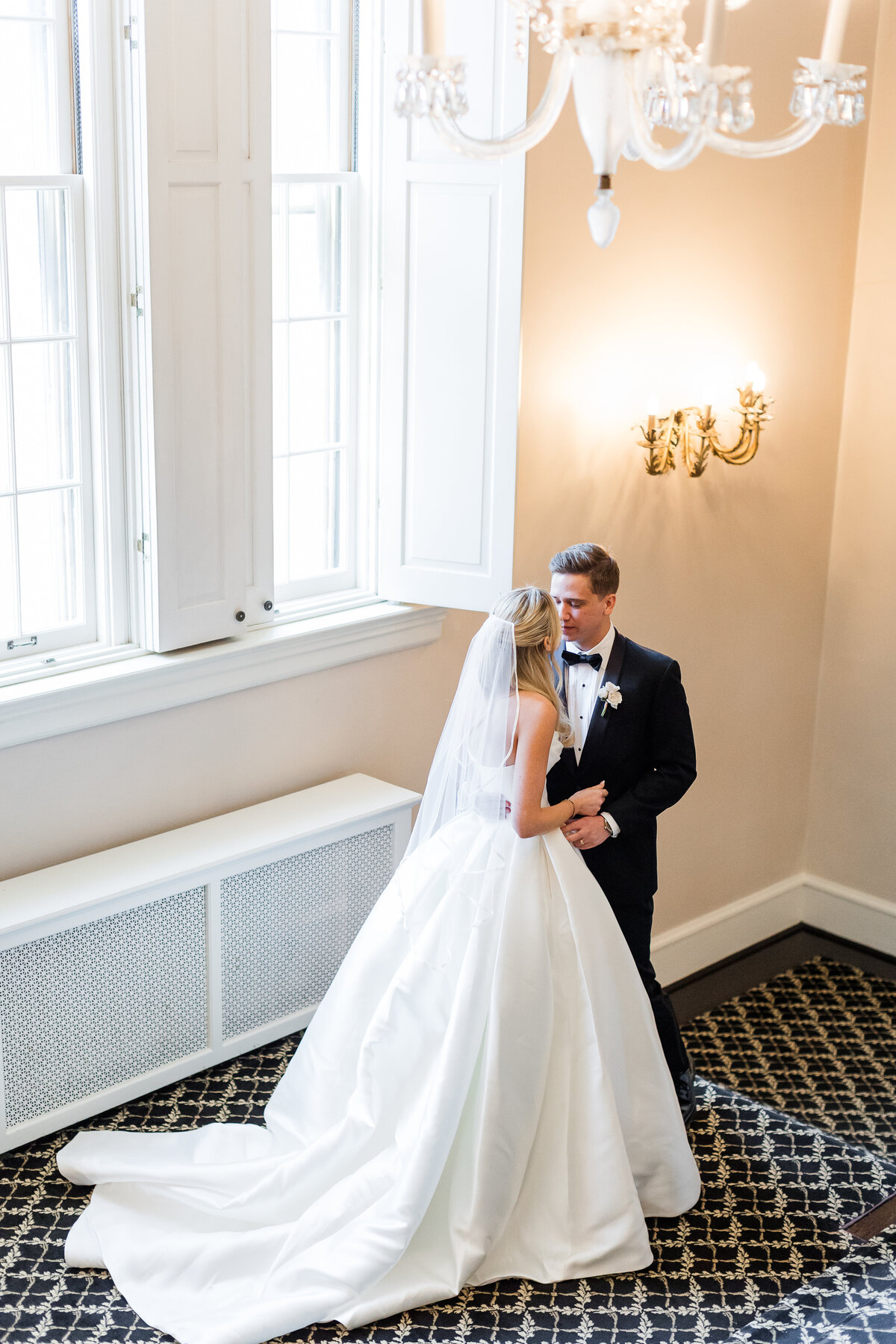 Isabel & Zach wedding sneak peaks. Bella Faith Photograpy.13