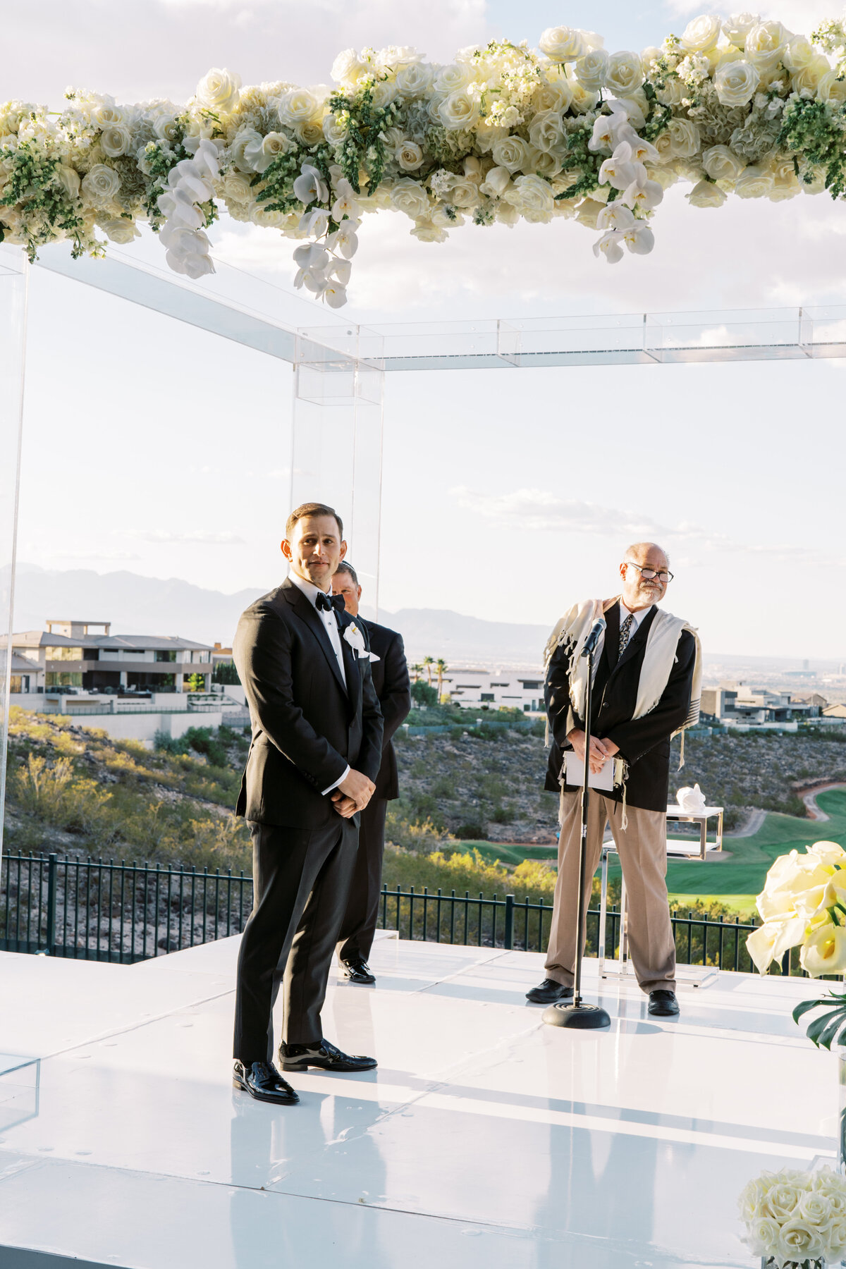 Black tie wedding at the Lindsey Residence in Las Vegas - 26