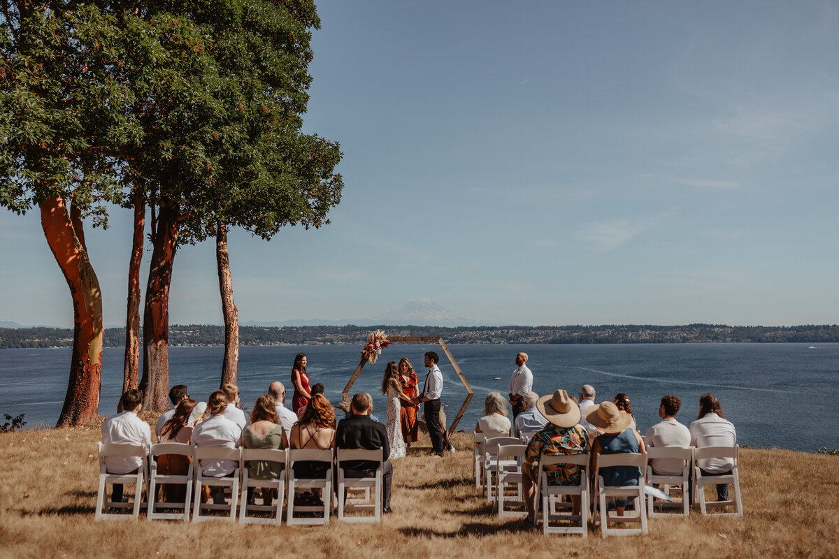 mel-julius-vashon-island-wedding-431