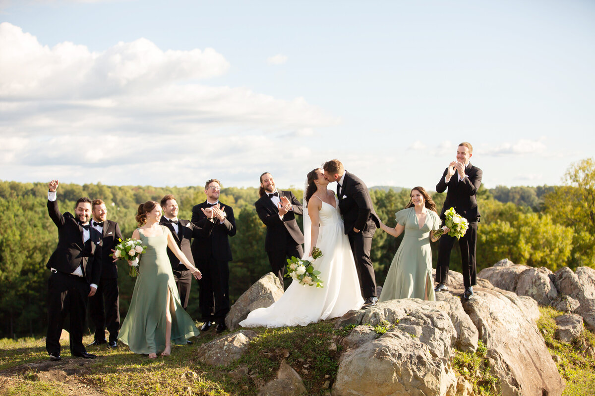 loudoun-studios-wedding-bluemont-blue-valley-vineyards-virginia00017