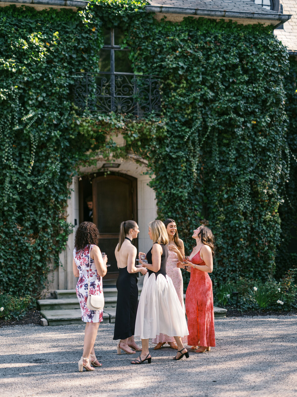 Maria + Grant + Truvision Studios 160