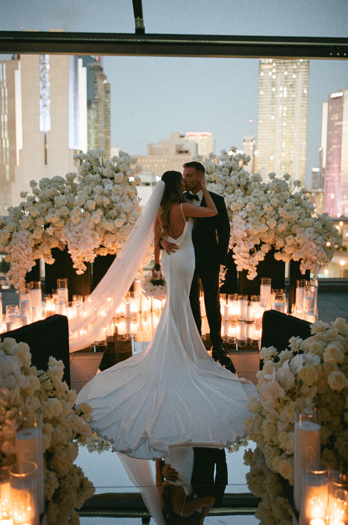 Penthouse_Riverside_Wharf_Miami_Beach_Wedding_Hannah_Graton_Swidrak&Co.-100