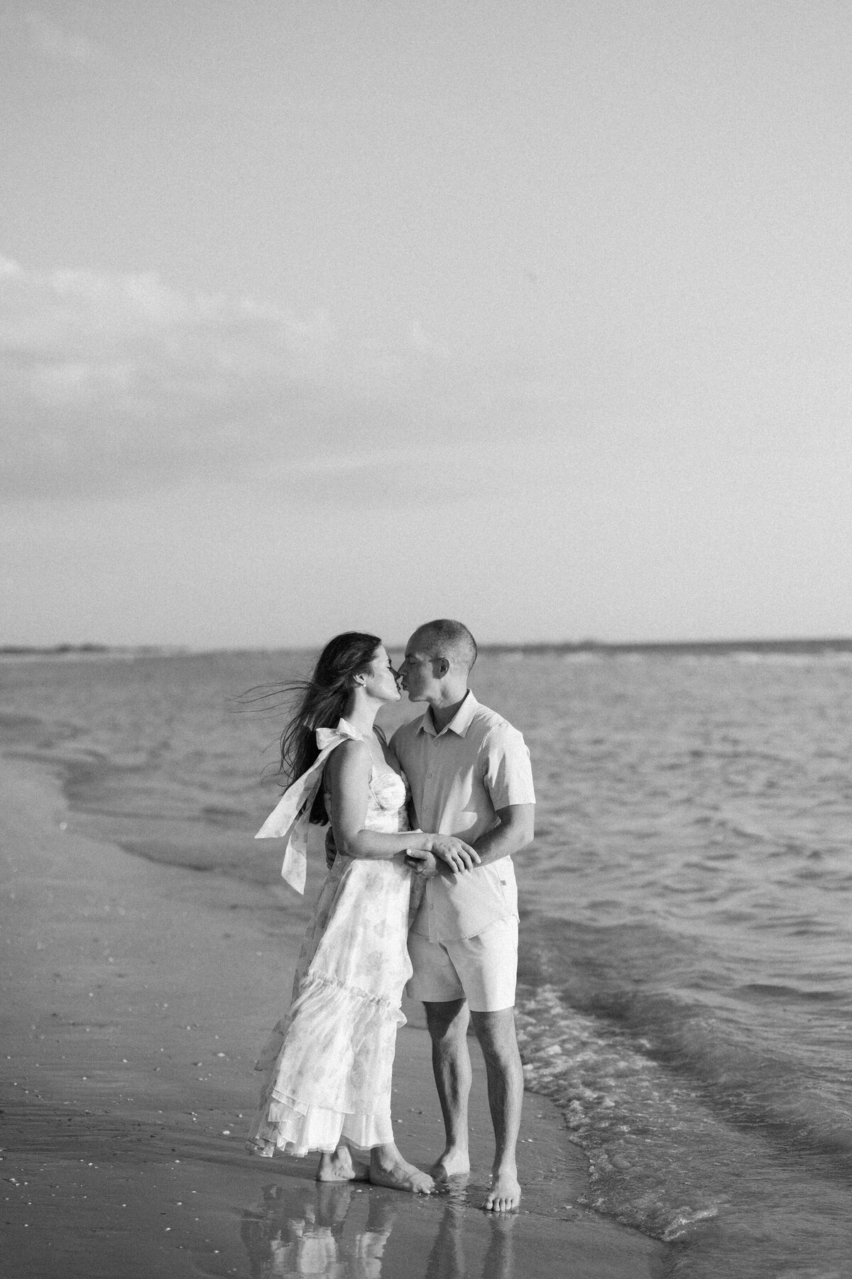 Byrd Family Session - Fort De Soto Beach - Saint Petersburg Florida - Alaina René Photography-30
