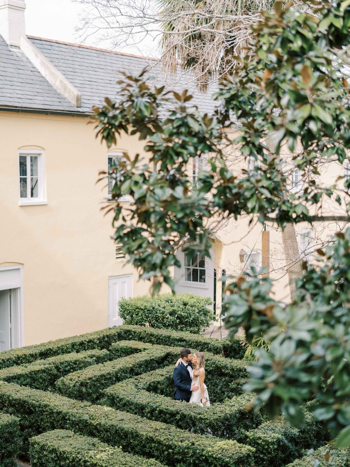 william-aiken-house-wedding-charleston-nikki-034